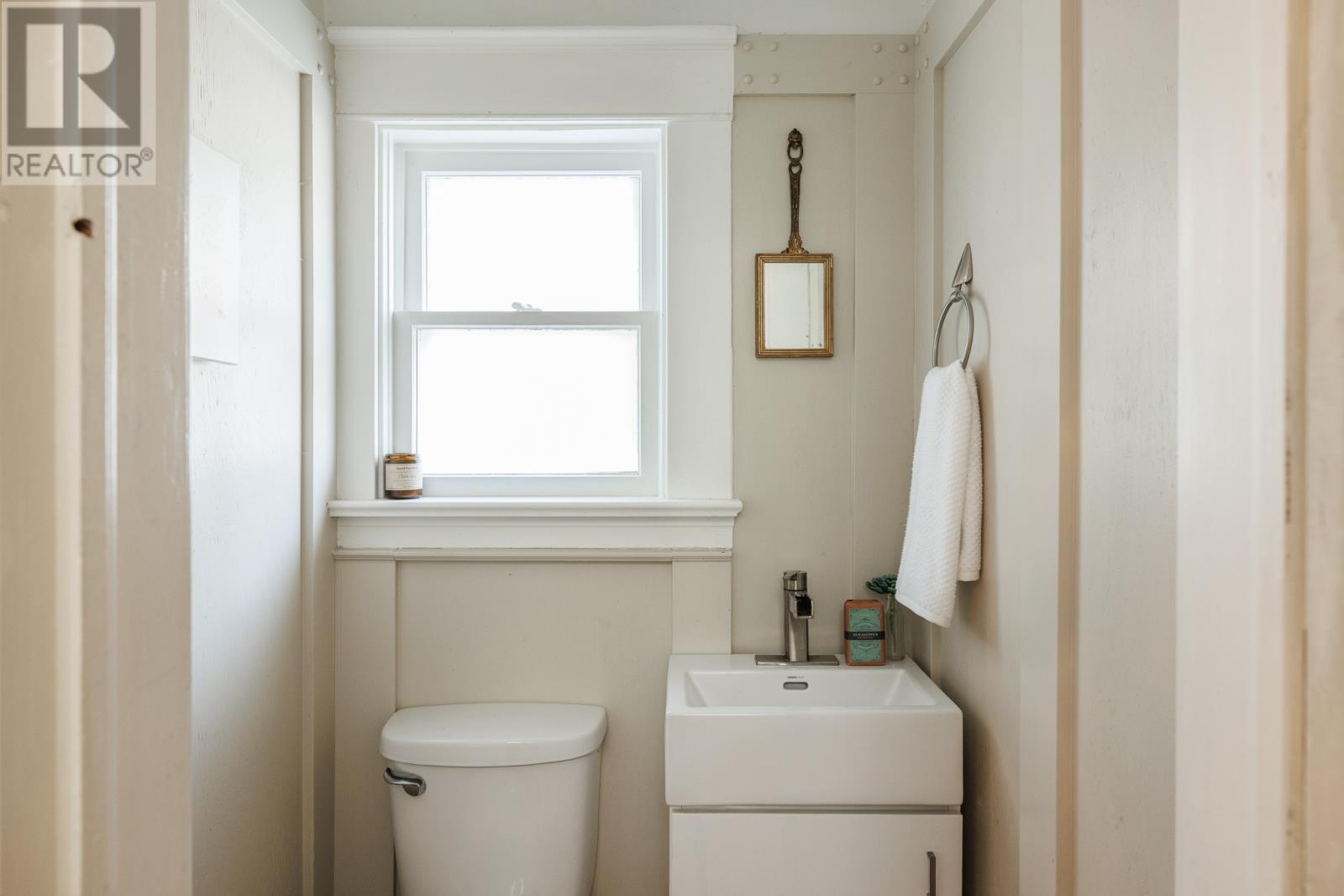 31 Craigmillar Avenue, St. John'S, NL - Indoor Photo Showing Bathroom