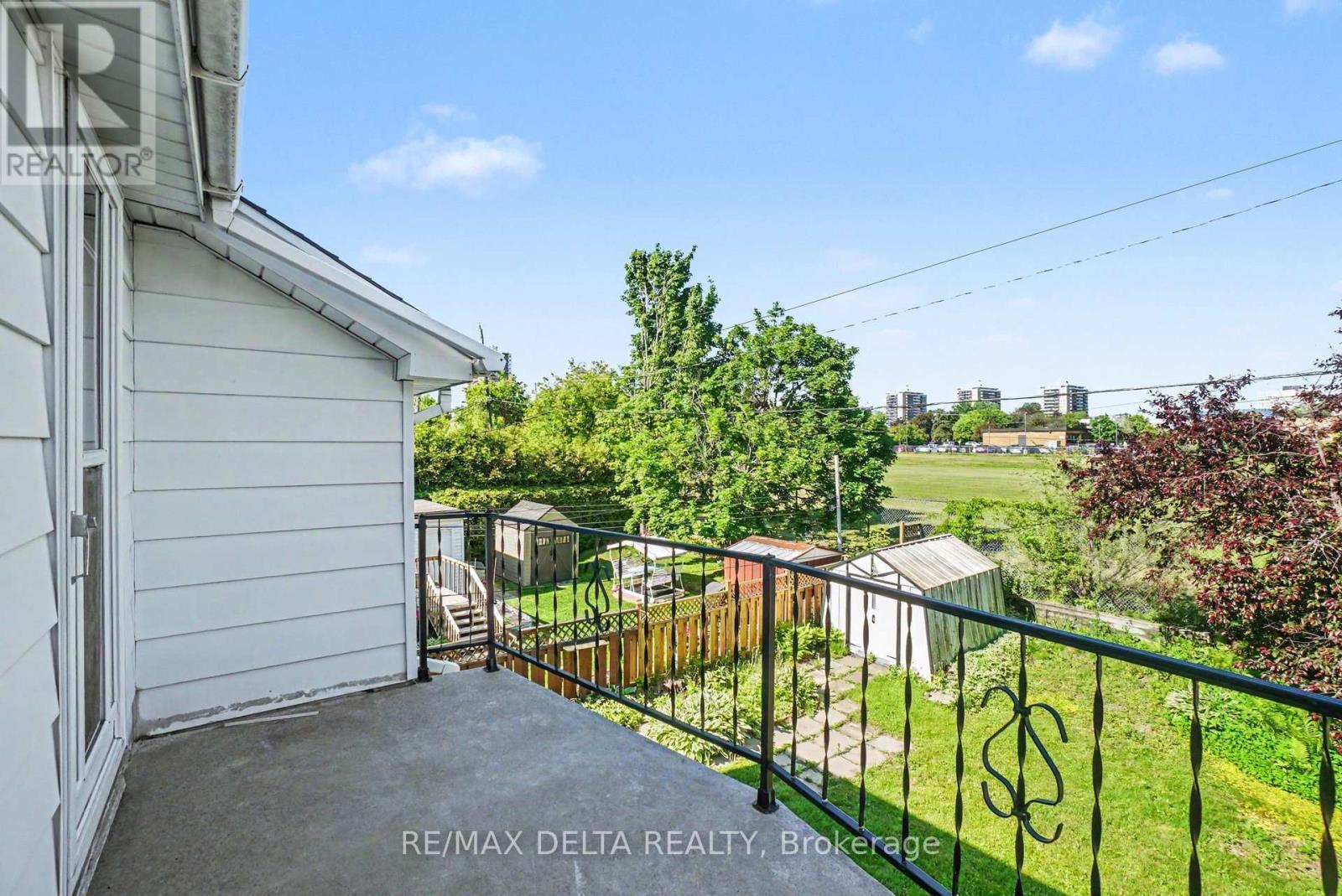352 Lacasse Avenue, Ottawa, ON - Outdoor With Exterior