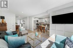 58 MARGARET GRAHAM CRESCENT East Gwillimbury, ON L0G 1M0