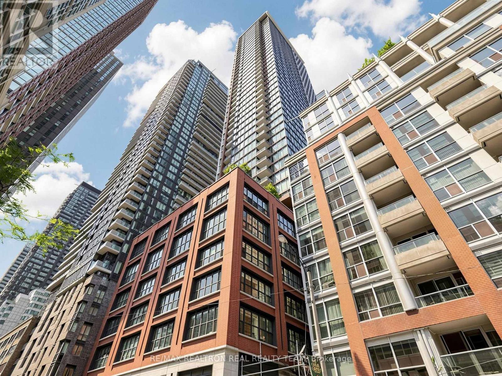 2807 - 55 Mercer Street, Toronto, ON - Outdoor