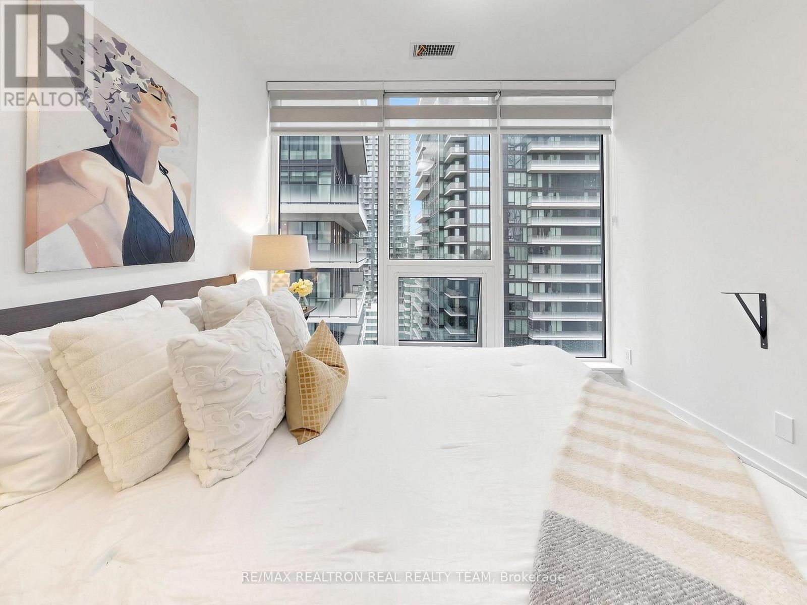 2807 - 55 Mercer Street, Toronto, ON - Indoor