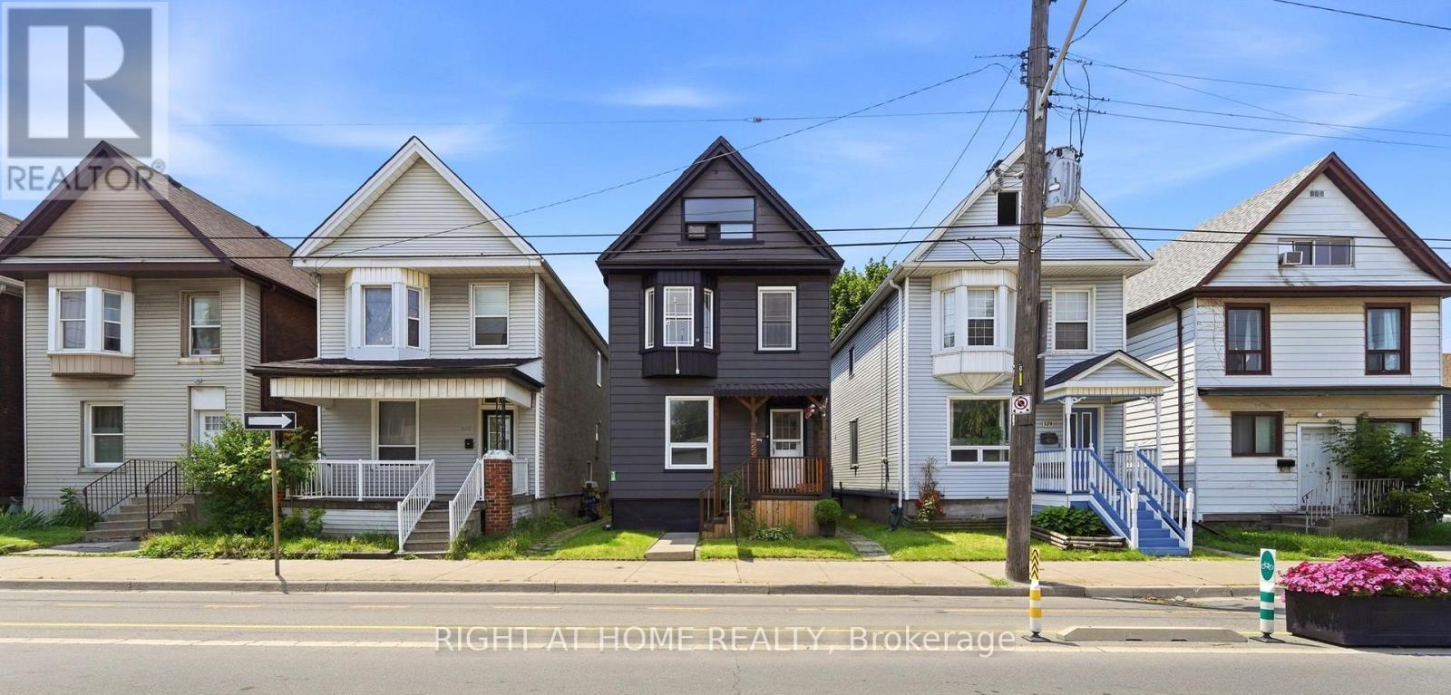 522 Cannon Street E, Hamilton, ON - Outdoor With Facade