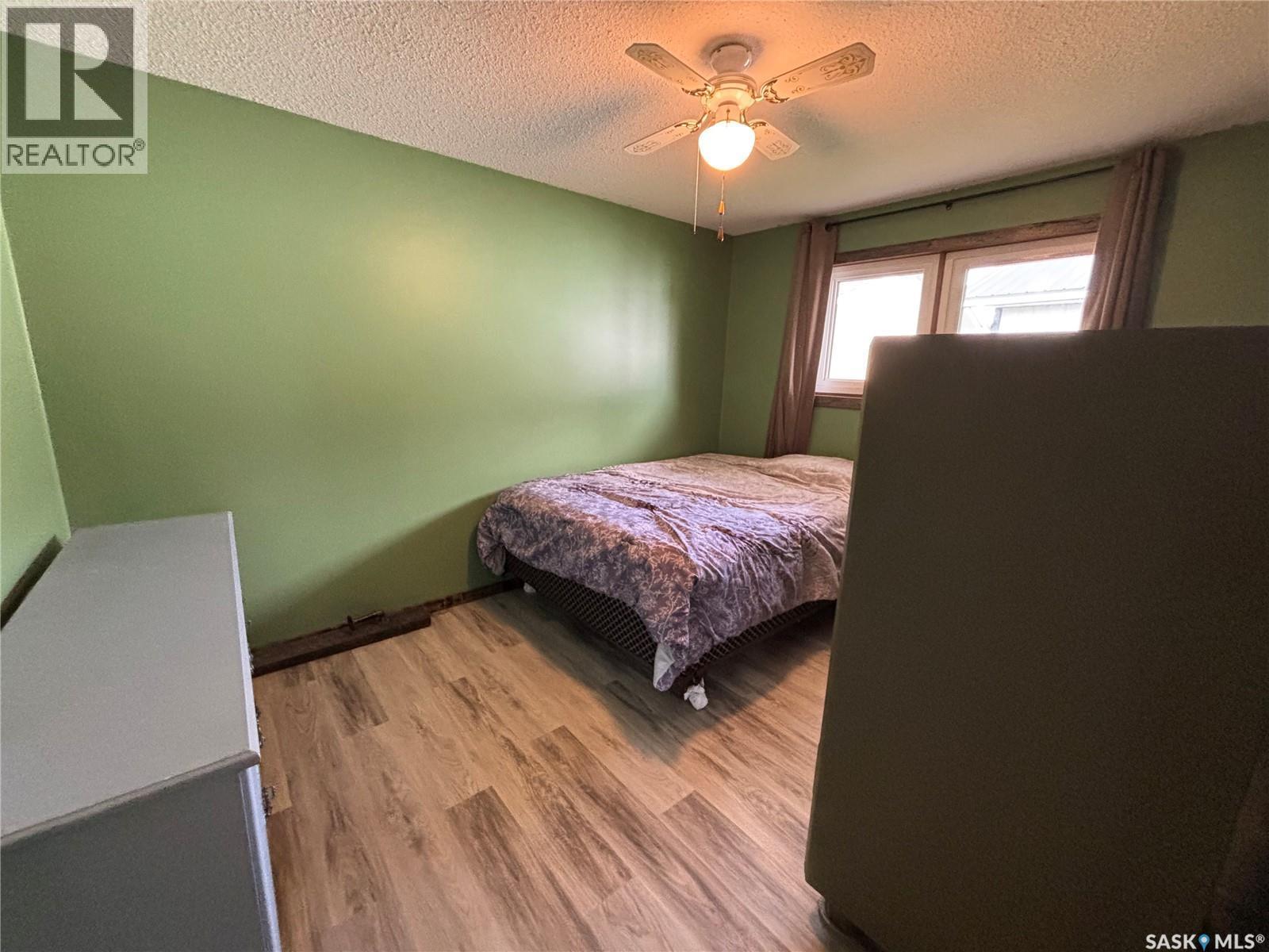 114 Saskatchewan Crescent, Kinistino, SK - Indoor Photo Showing Bedroom