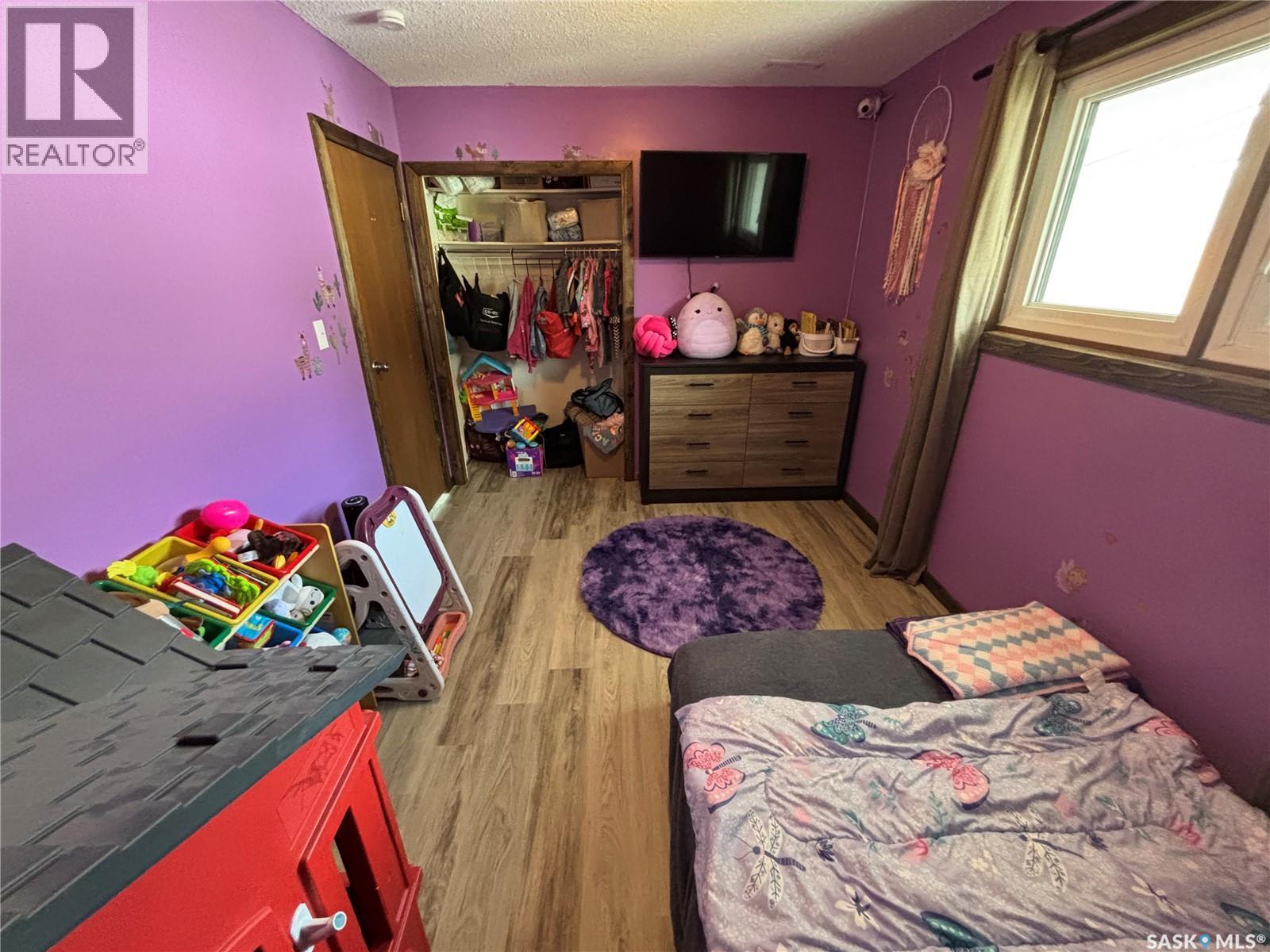 114 Saskatchewan Crescent, Kinistino, SK - Indoor Photo Showing Bedroom