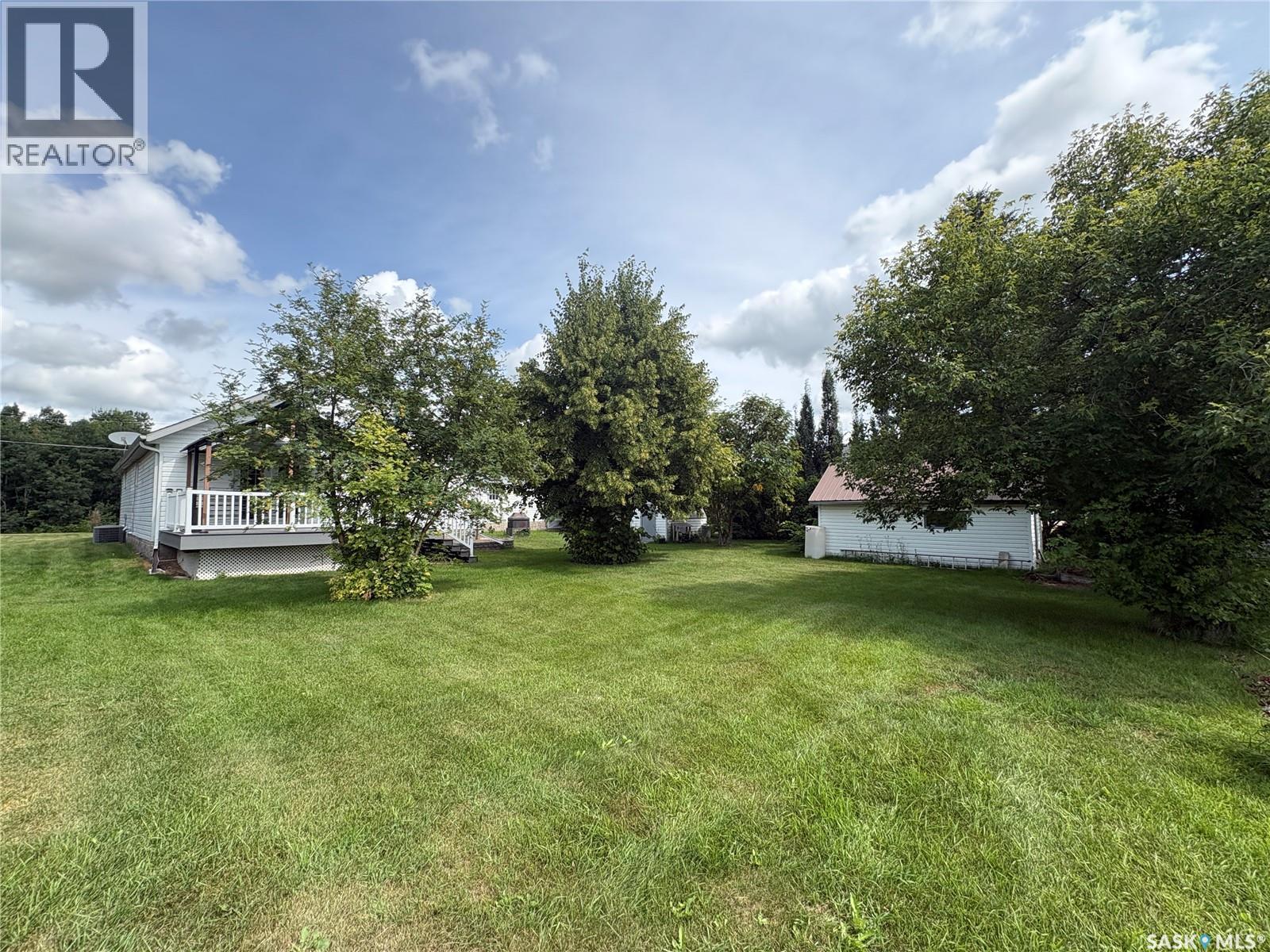 511 Road Avenue E, Langenburg, SK - Outdoor