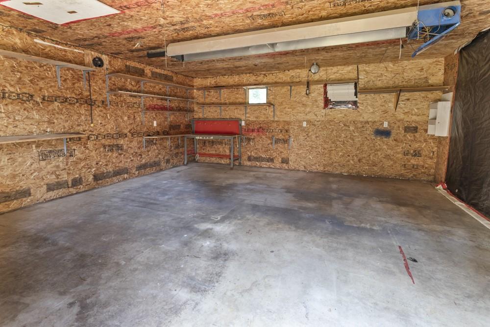 122 Silvercrest Road, Kitchener, BC - Indoor