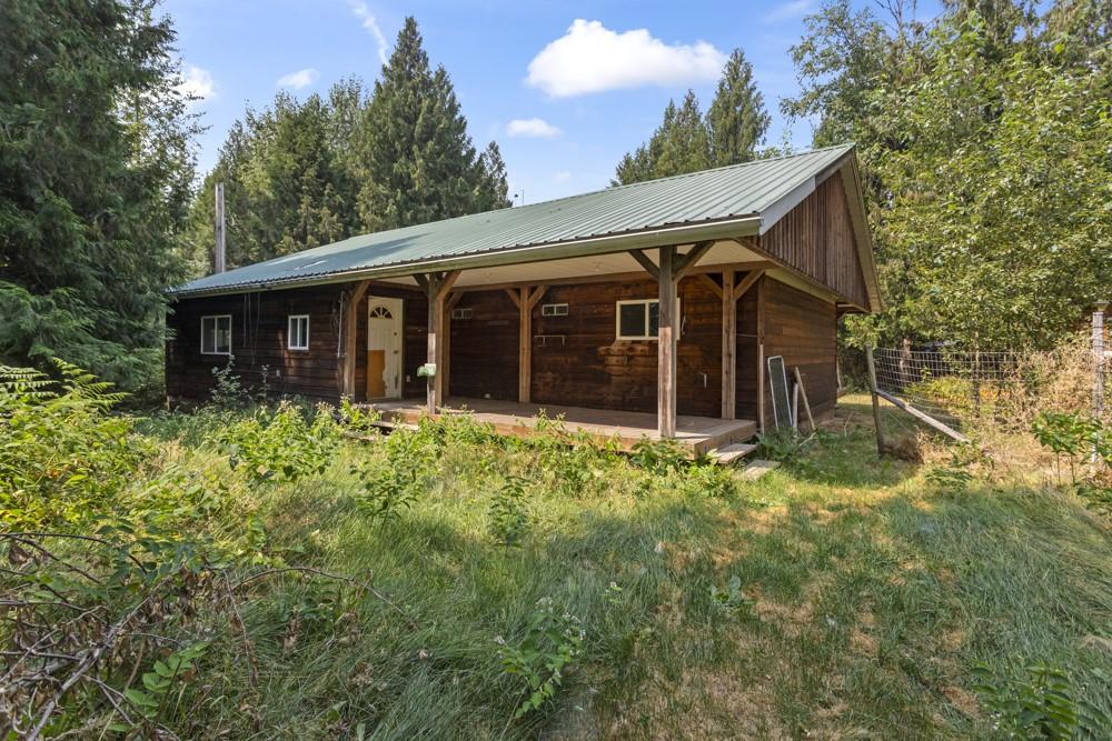 122 Silvercrest Road, Kitchener, BC - Outdoor With Deck Patio Veranda