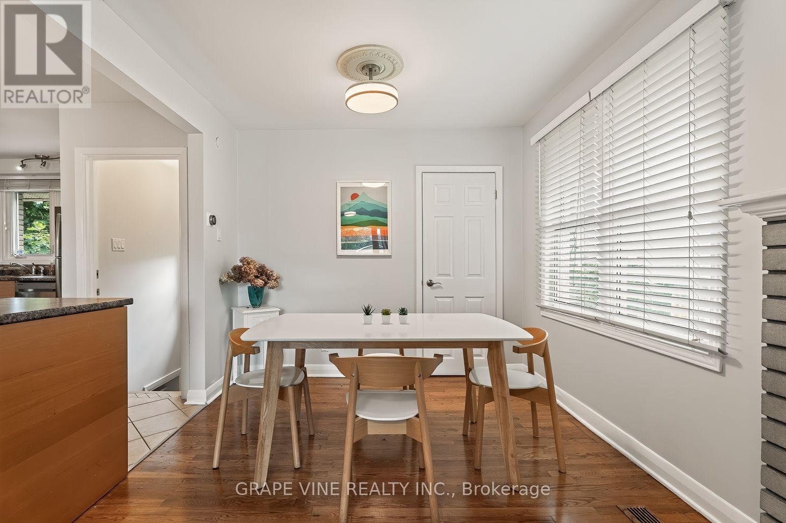 125 Norice Street, Ottawa, ON - Indoor Photo Showing Dining Room