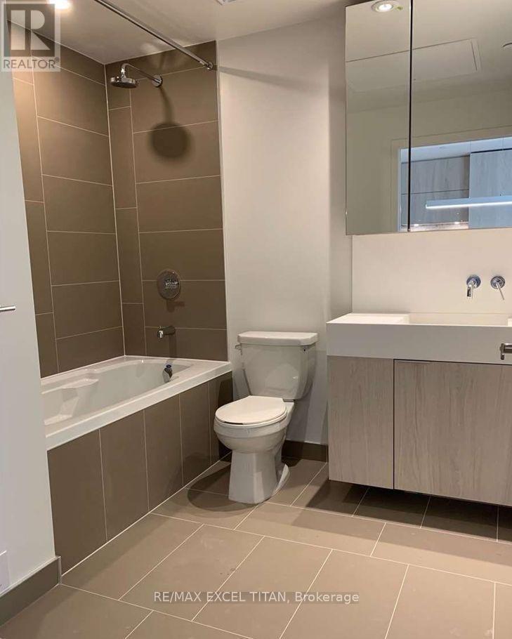 3101 - 20 Richardson Street E, Toronto, ON - Indoor Photo Showing Bathroom