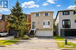 304 CHARLTON AVENUE Vaughan, ON L4J 6H4