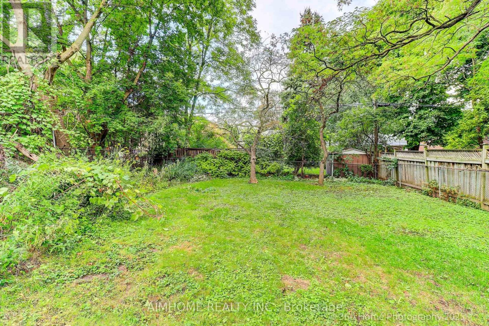 108 Steeles Avenue E, Markham, ON