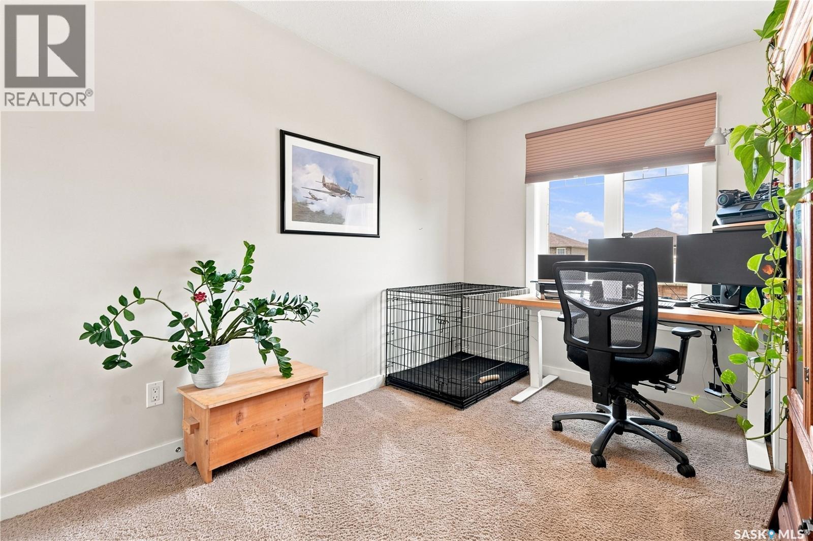 4409 Green Poplar Lane E, Regina, SK - Indoor Photo Showing Office