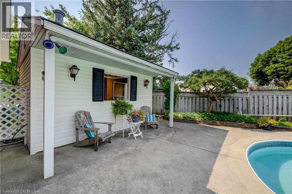 298 Creighton Court, Waterloo, ON - Outdoor With In Ground Pool With Deck Patio Veranda