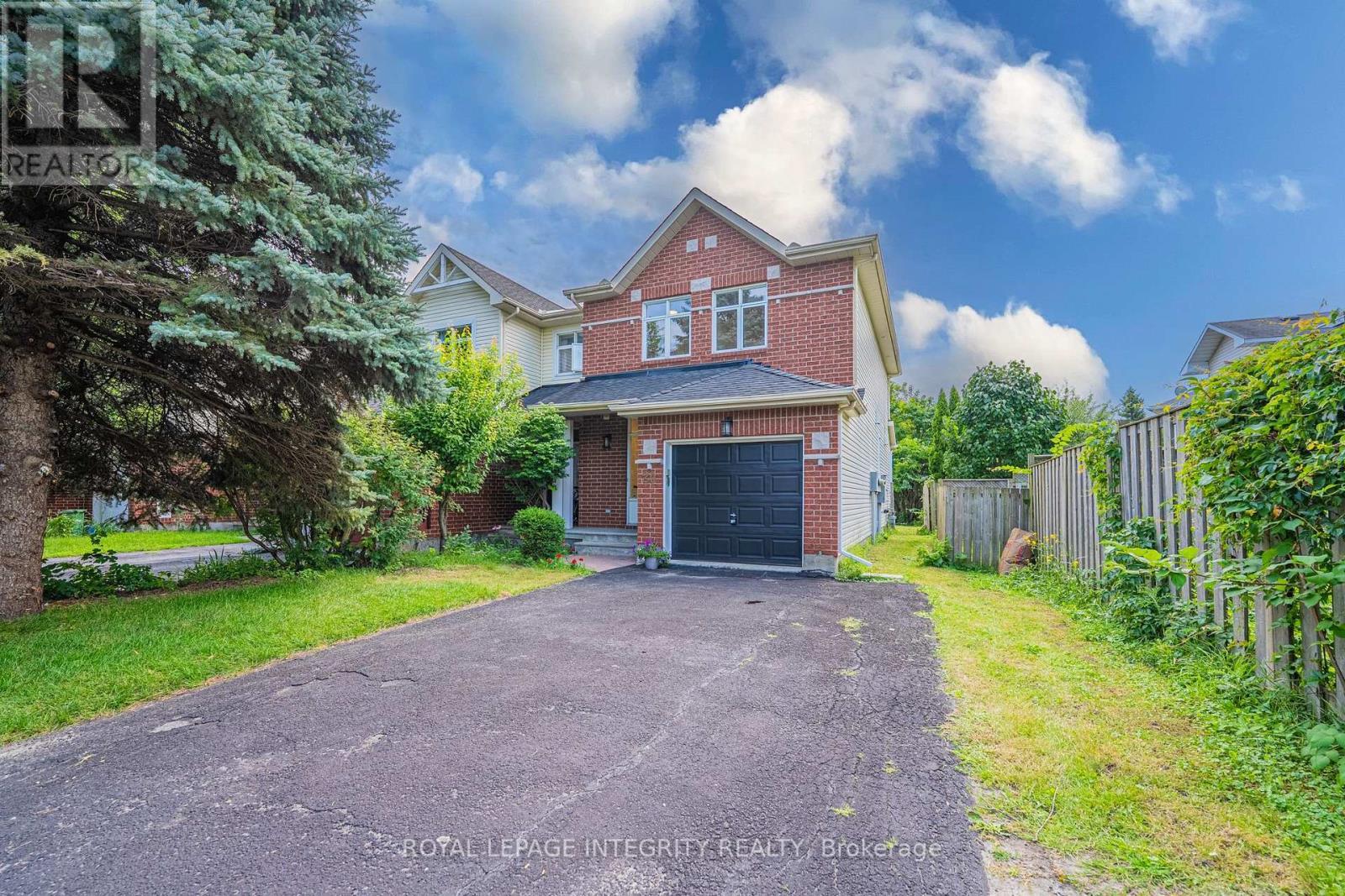 Front Exterior - 20 Redding Way, Ottawa, ON - Outdoor
