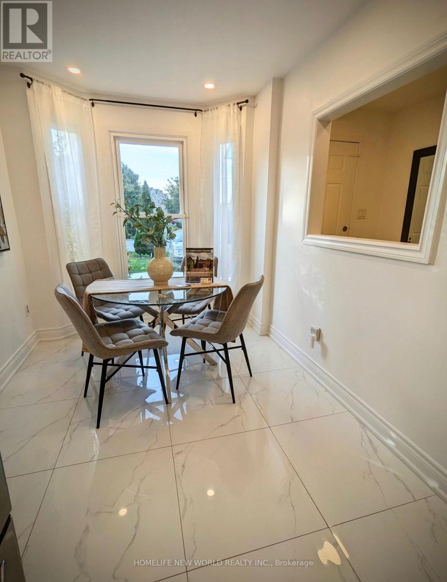 BREAKFAST 3 - 60 James Park Square, Toronto, ON - Indoor Photo Showing Dining Room