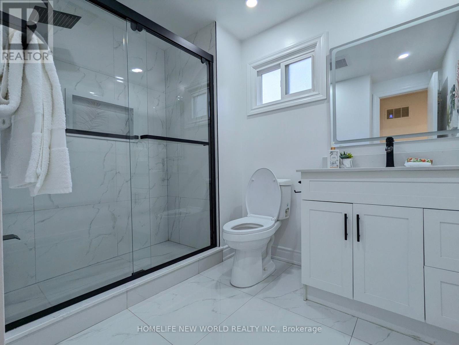 BATH 1 - 60 James Park Square, Toronto, ON - Indoor Photo Showing Bathroom