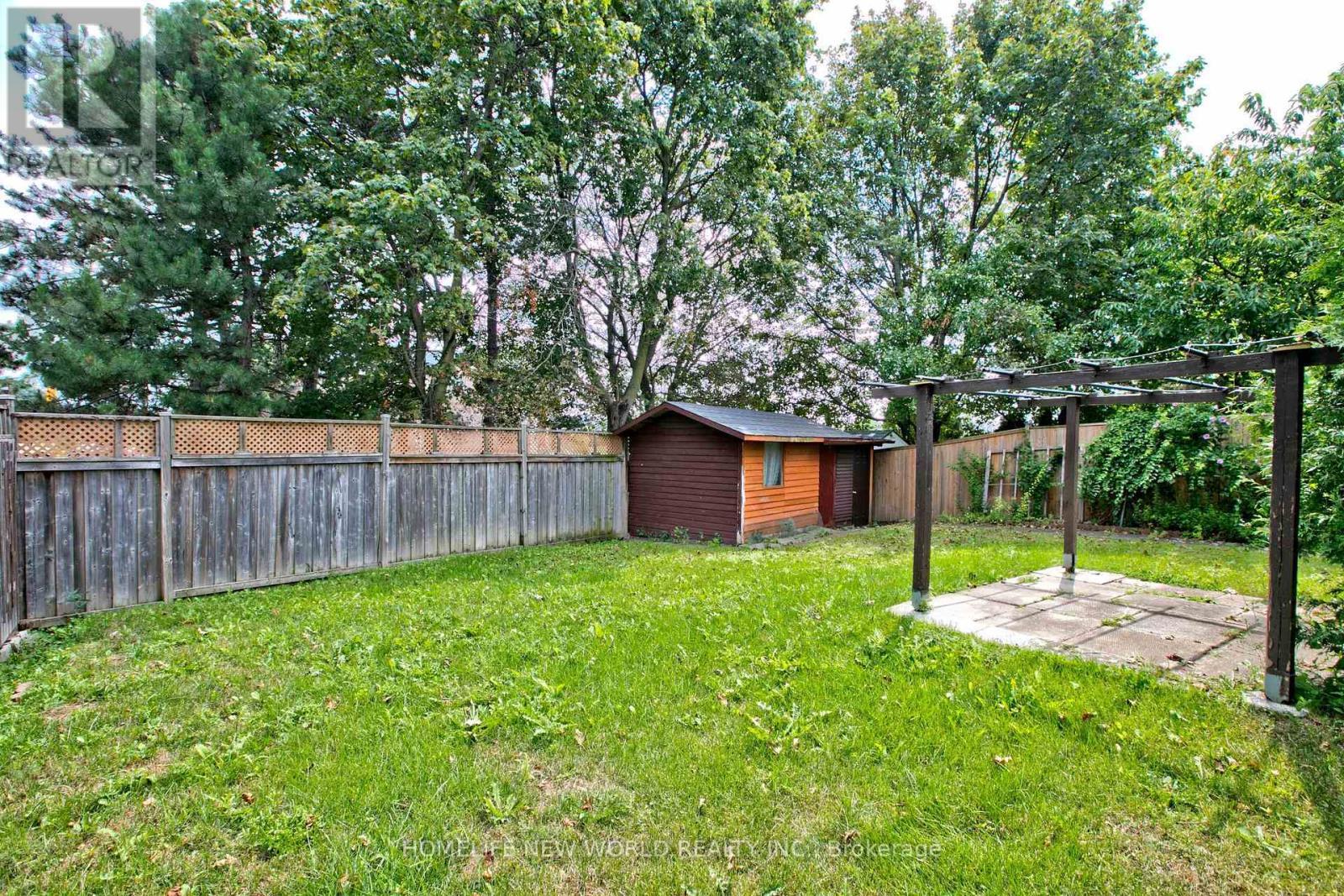 60 James Park Square, Toronto, ON - Outdoor