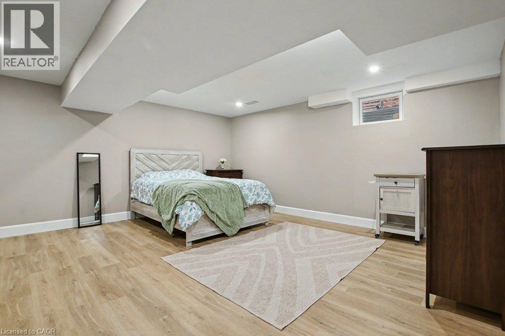 Basement rec-room - 568 Robert Ferrie Drive, Kitchener, ON - Indoor