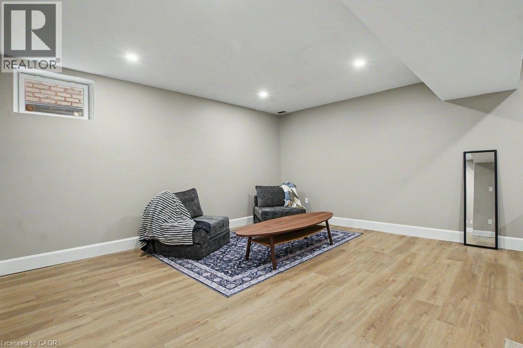Rec-room area - 568 Robert Ferrie Drive, Kitchener, ON - Indoor Photo Showing Other Room