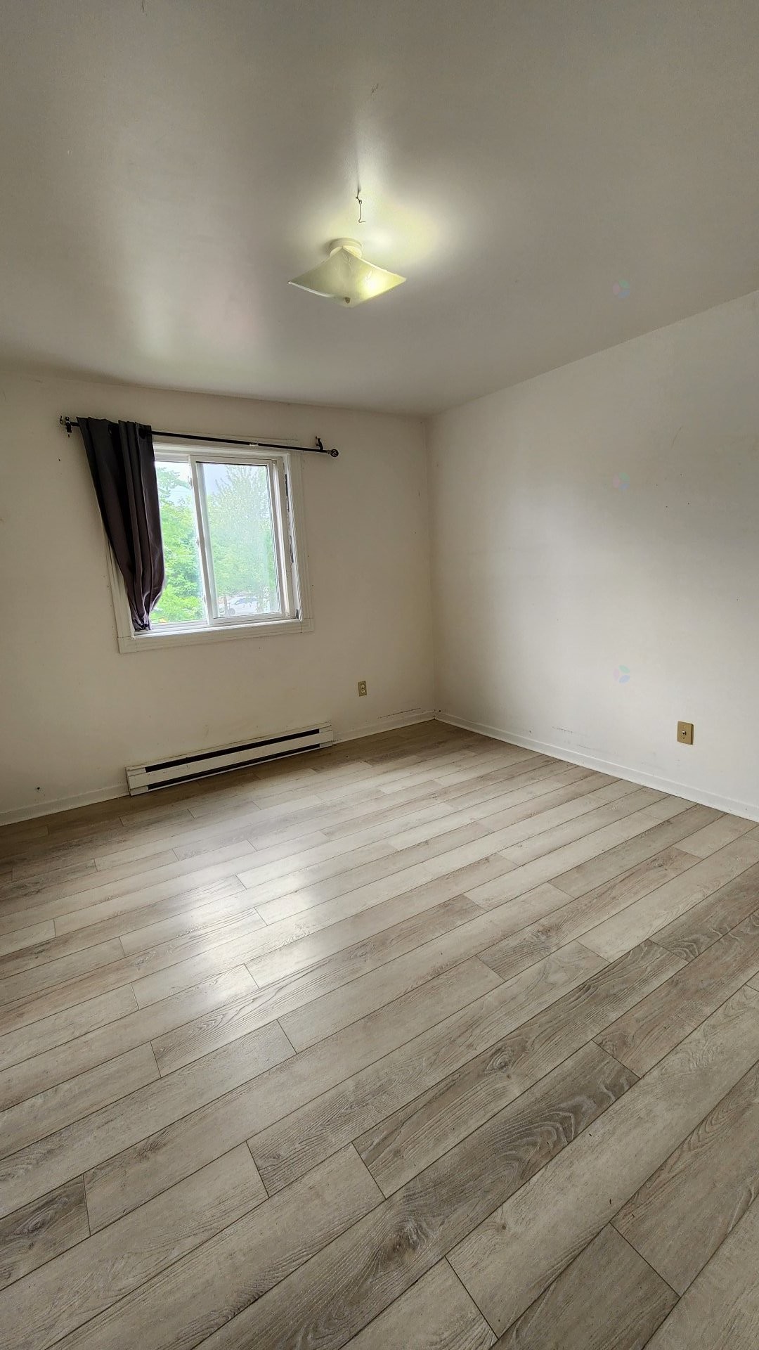 Chambre à coucher principale - 3602-3600 - 3604 Grand Boulevard, Longueuil (Saint-Hubert), QC - Indoor Photo Showing Other Room