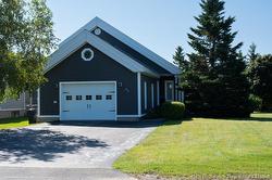 62 Parise Caraquet, NB E1W 1B6