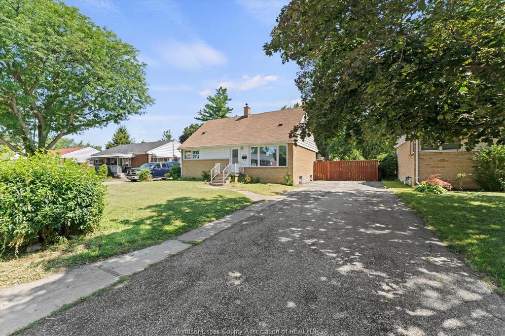 3672 Morris Drive, Windsor, ON