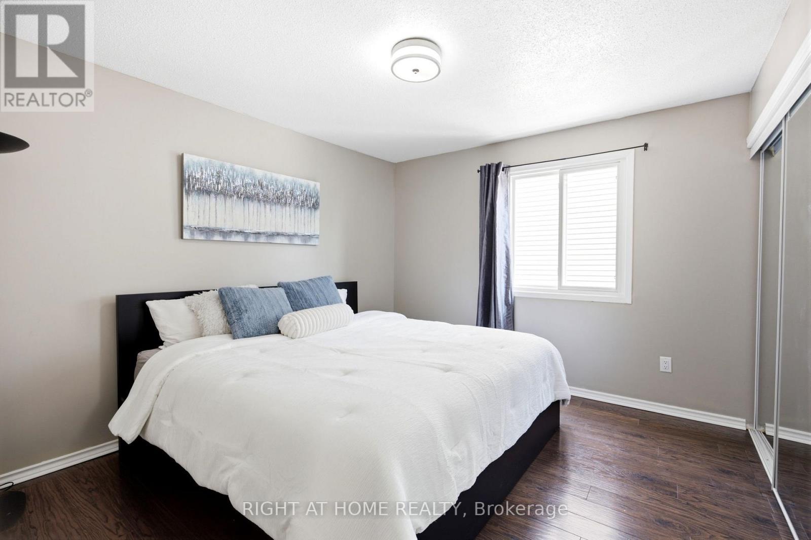 4141 Trellis Crescent, Mississauga, ON - Indoor Photo Showing Bedroom