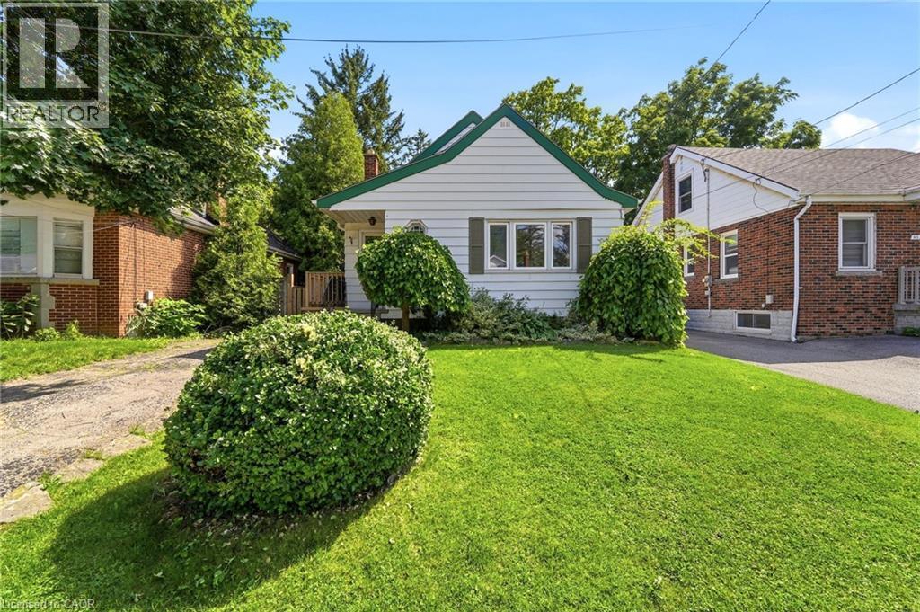 61 Glenmount Avenue, Hamilton, ON - Outdoor