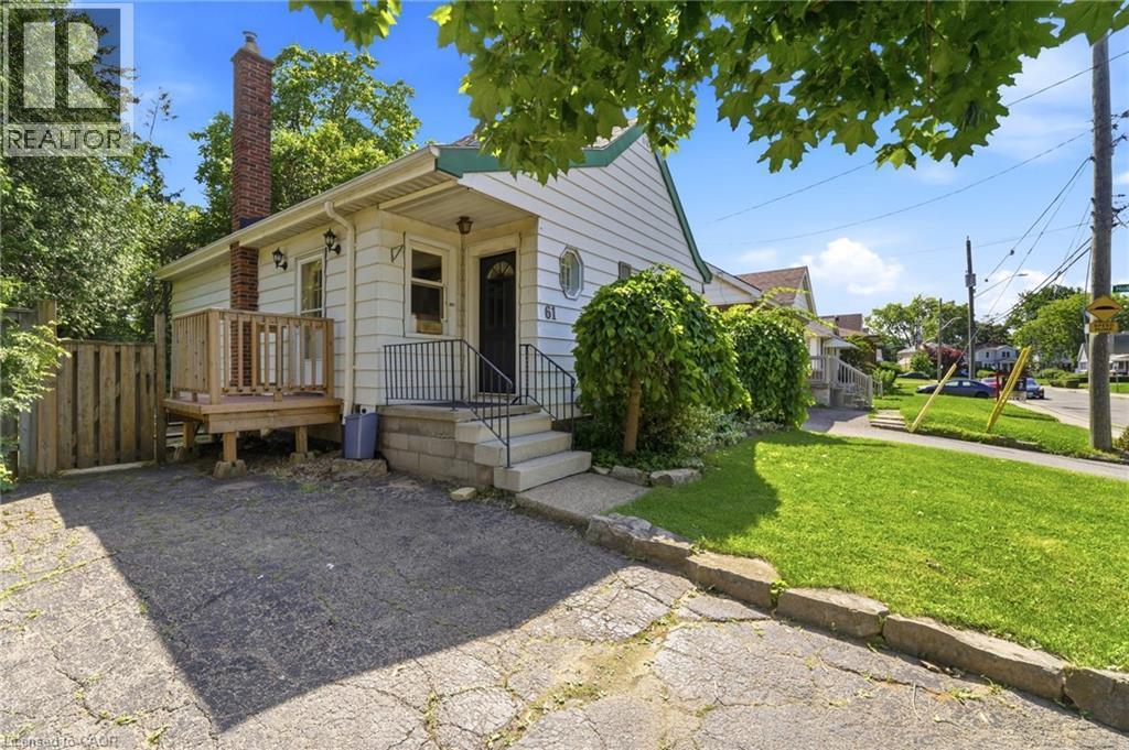 61 Glenmount Avenue, Hamilton, ON - Outdoor