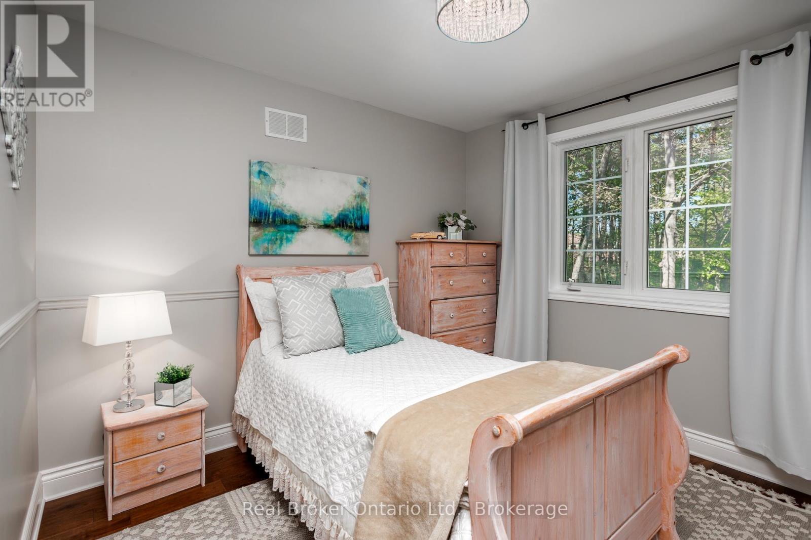 9 Paige Court, Hamilton Township, ON - Indoor Photo Showing Bedroom