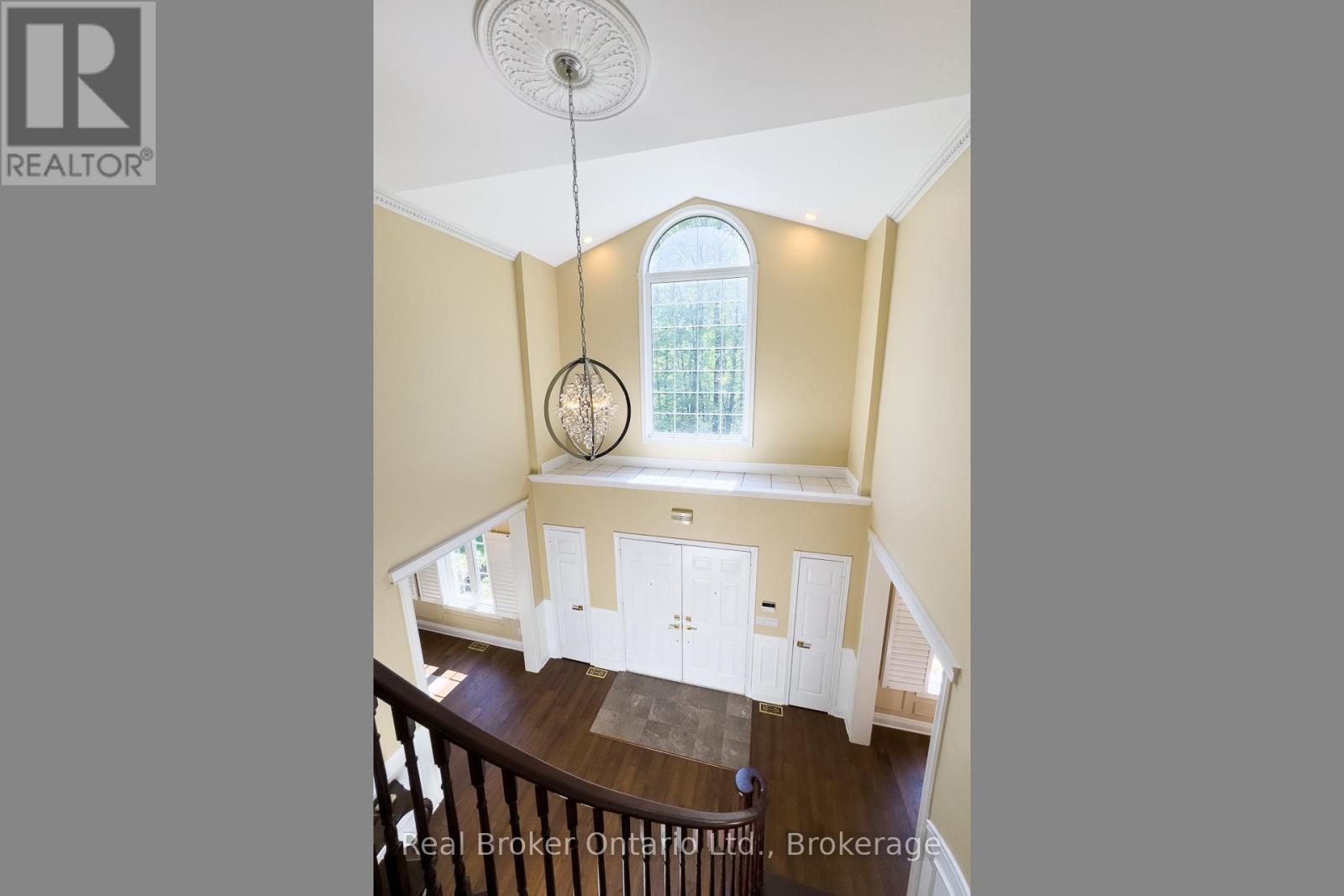 9 Paige Court, Hamilton Township, ON - Indoor Photo Showing Other Room