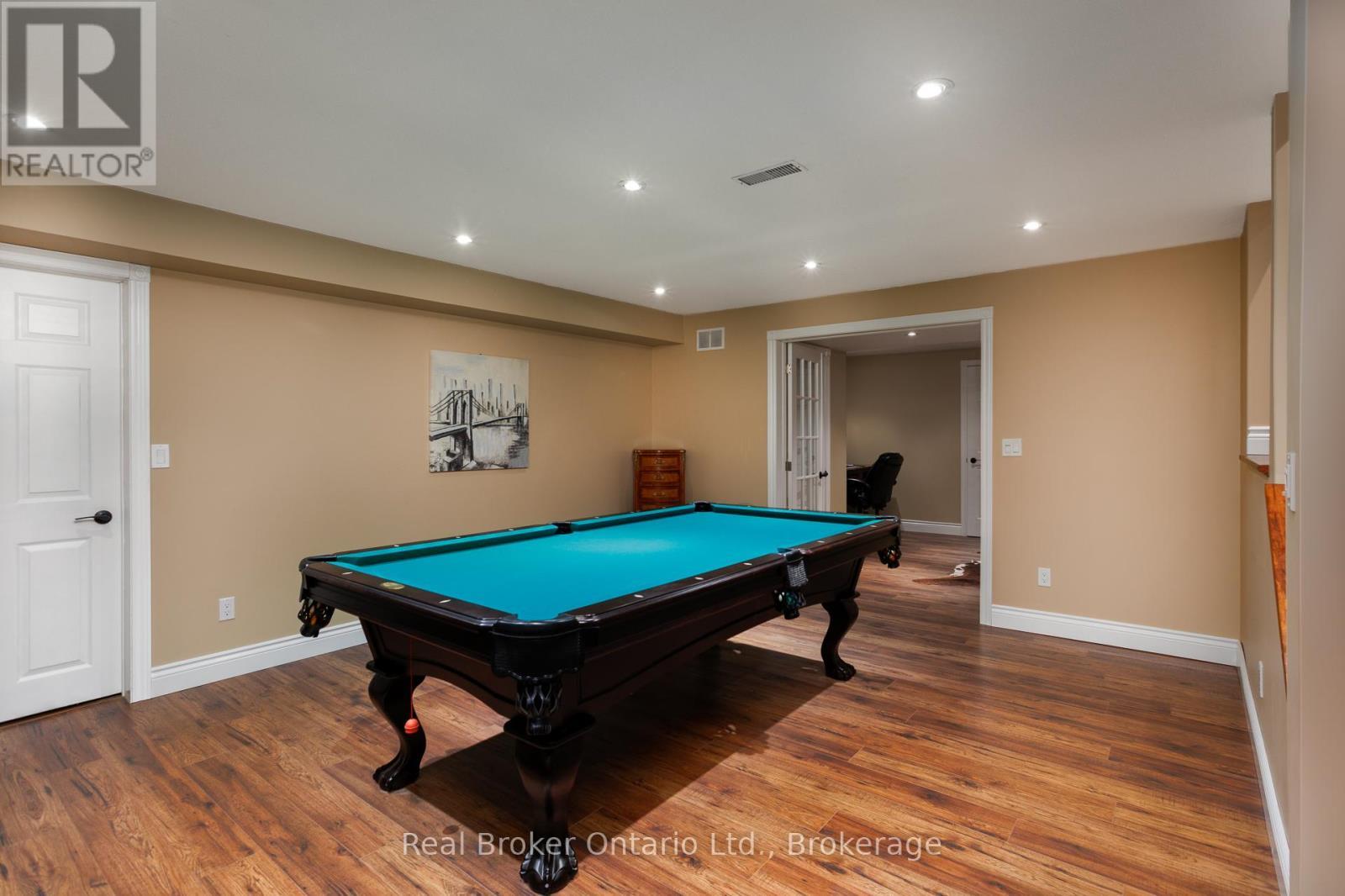 9 Paige Court, Hamilton Township, ON - Indoor Photo Showing Other Room