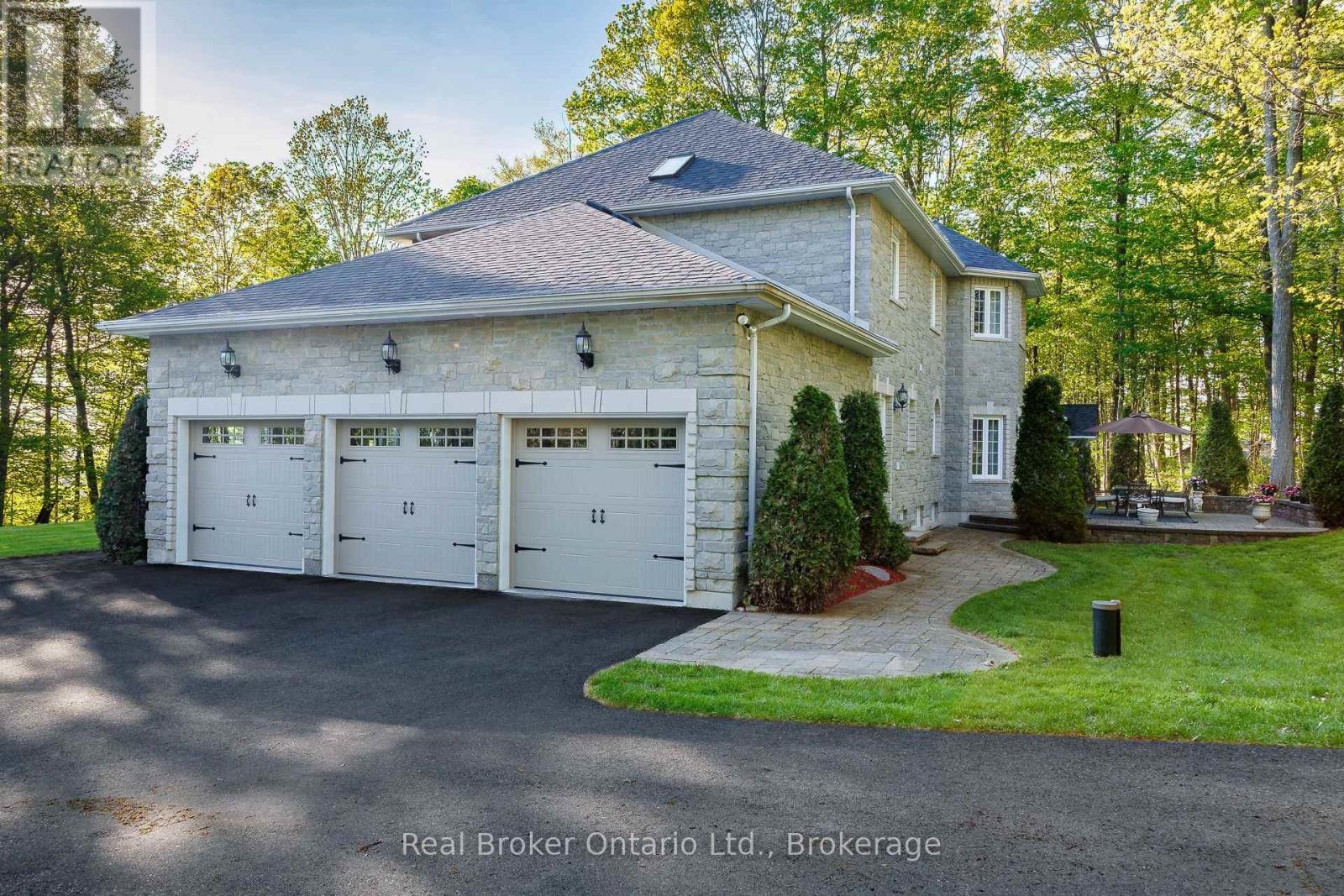 9 Paige Court, Hamilton Township, ON - Outdoor