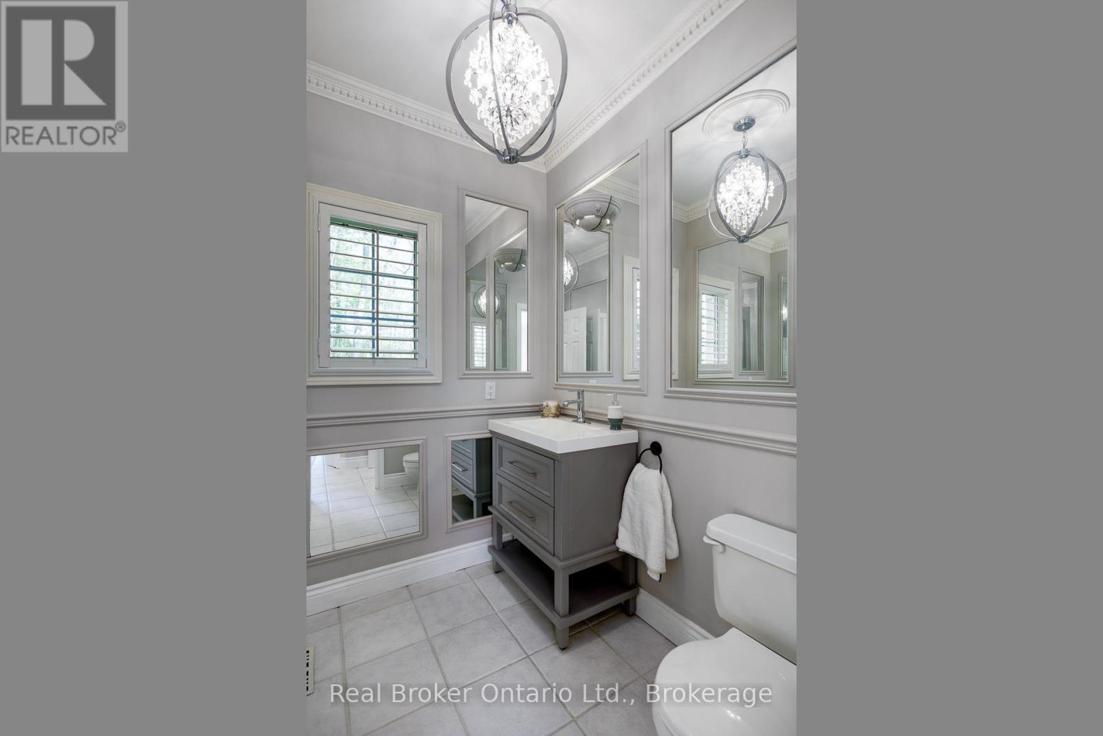 9 Paige Court, Hamilton Township, ON - Indoor Photo Showing Bathroom