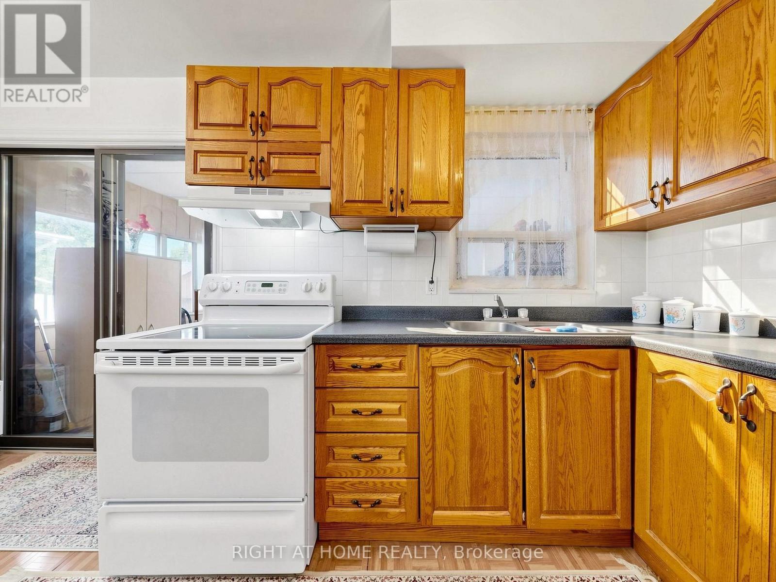 771 Birchmount Road, Toronto, ON - Indoor Photo Showing Kitchen With Double Sink
