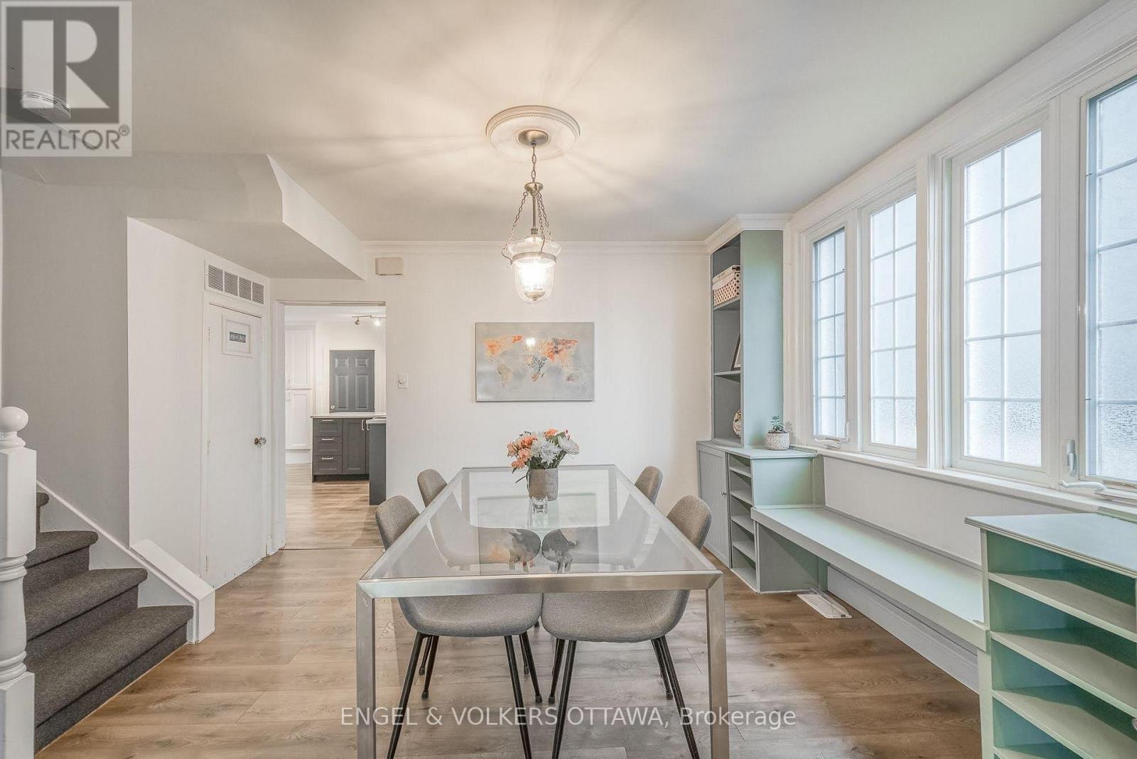 379 Madison Avenue, Ottawa, ON - Indoor Photo Showing Dining Room