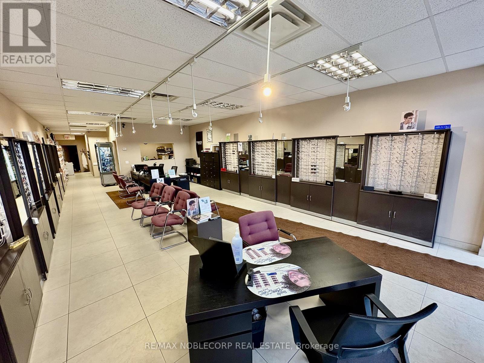 4105 Steeles Avenue W, Toronto, ON