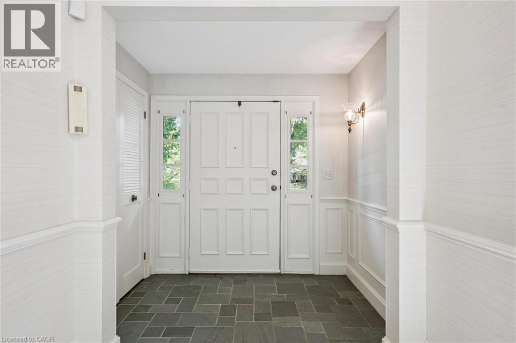 138 Appleby Place, Burlington, ON - Indoor Photo Showing Other Room