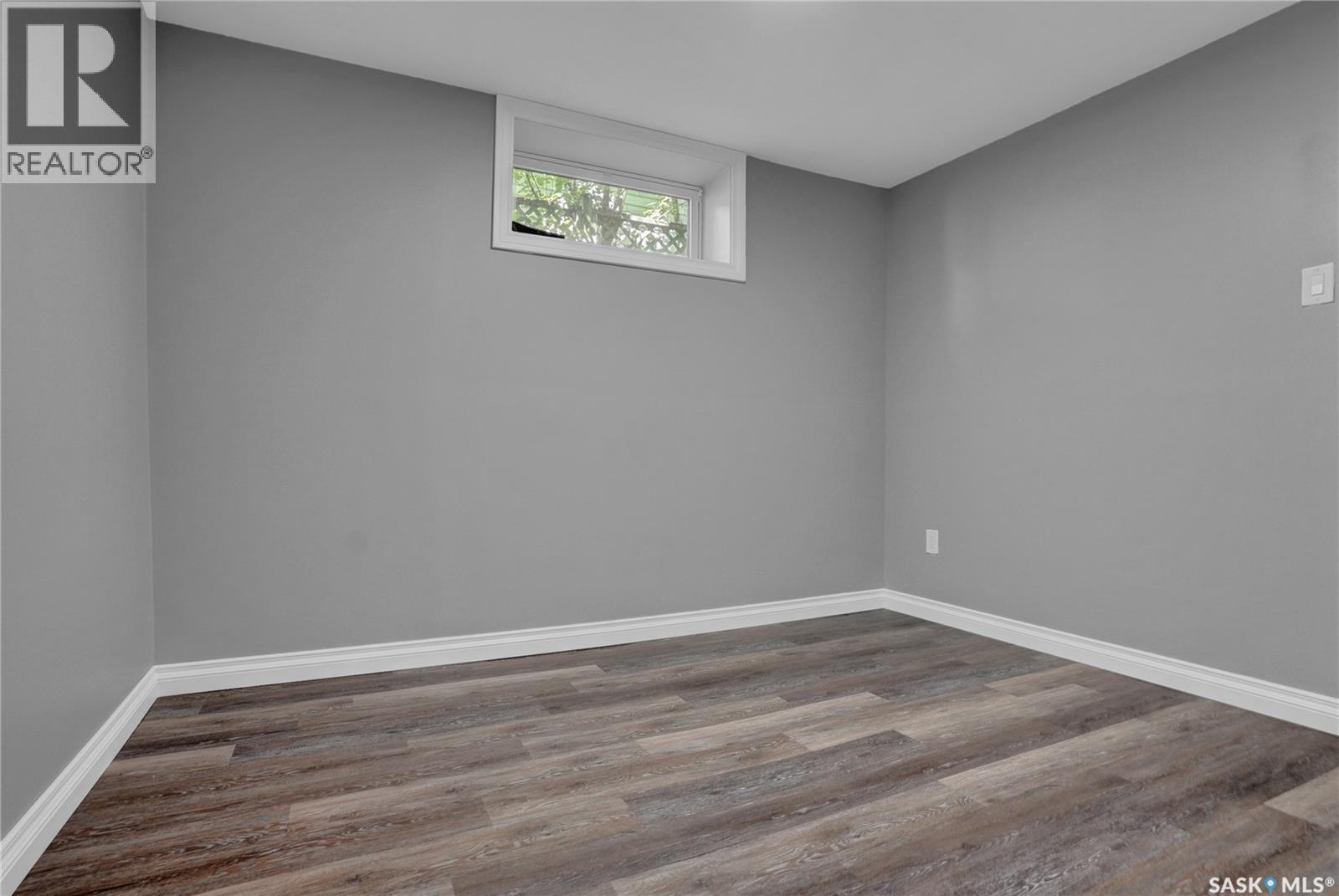 1119 Elgin Avenue, Moose Jaw, SK - Indoor Photo Showing Other Room