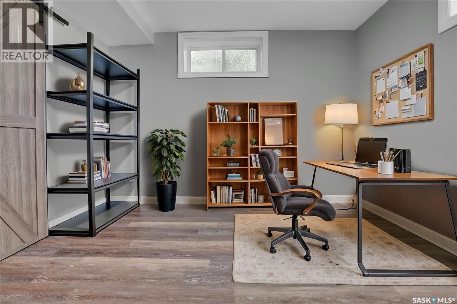 1119 Elgin Avenue, Moose Jaw, SK - Indoor Photo Showing Office