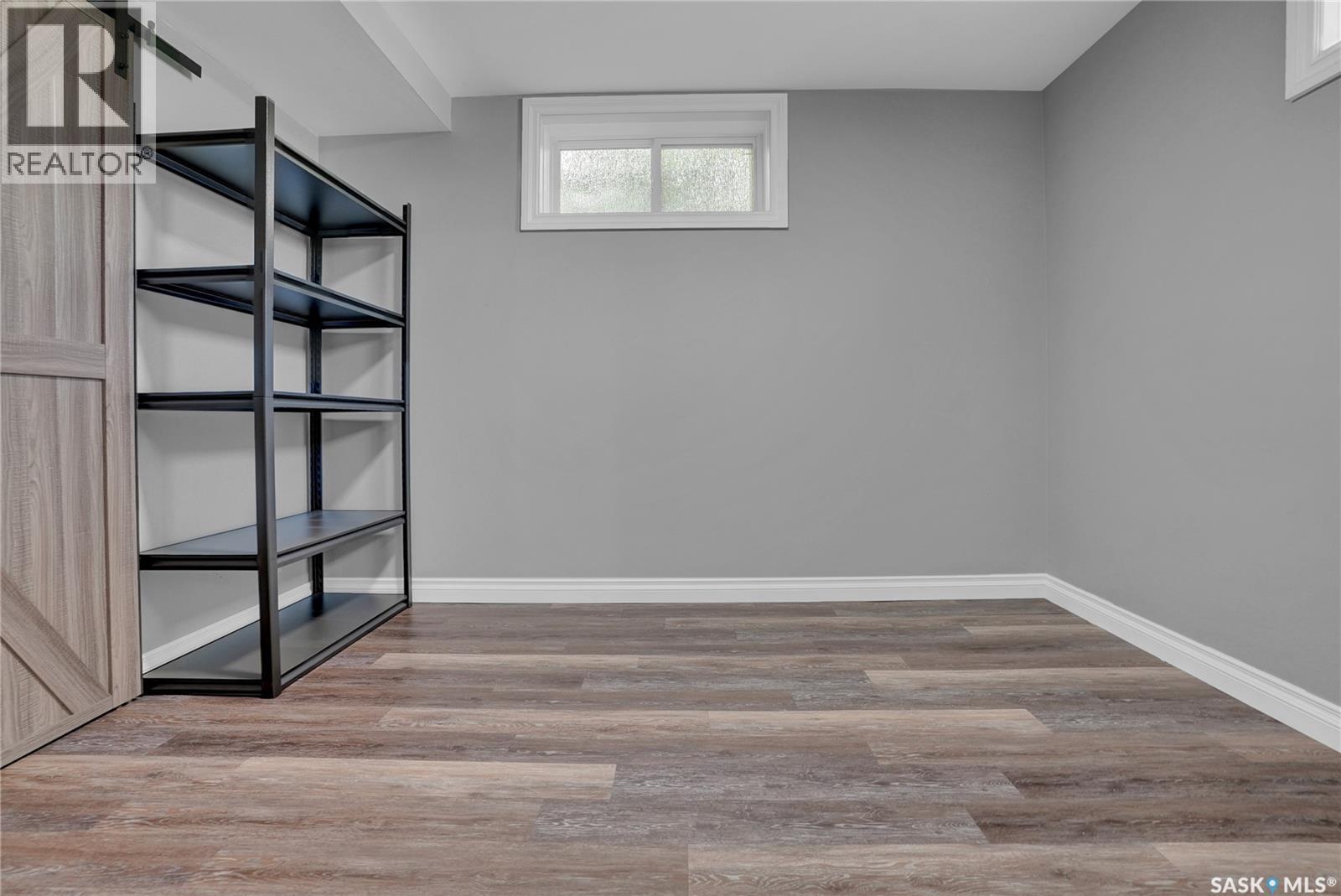 1119 Elgin Avenue, Moose Jaw, SK - Indoor Photo Showing Other Room
