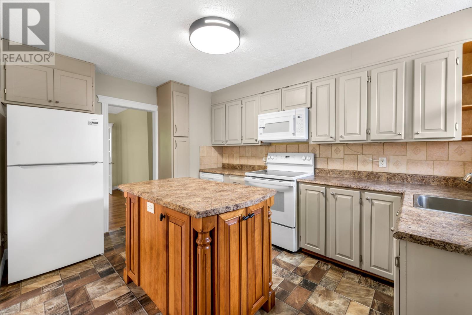 69 Conception Bay Highway, Holyrood, NL - Indoor Photo Showing Kitchen