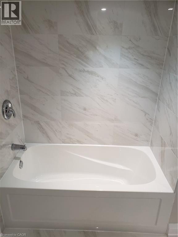 49 Edinburgh Road Unit# Bsmt, Kitchener, ON - Indoor Photo Showing Bathroom