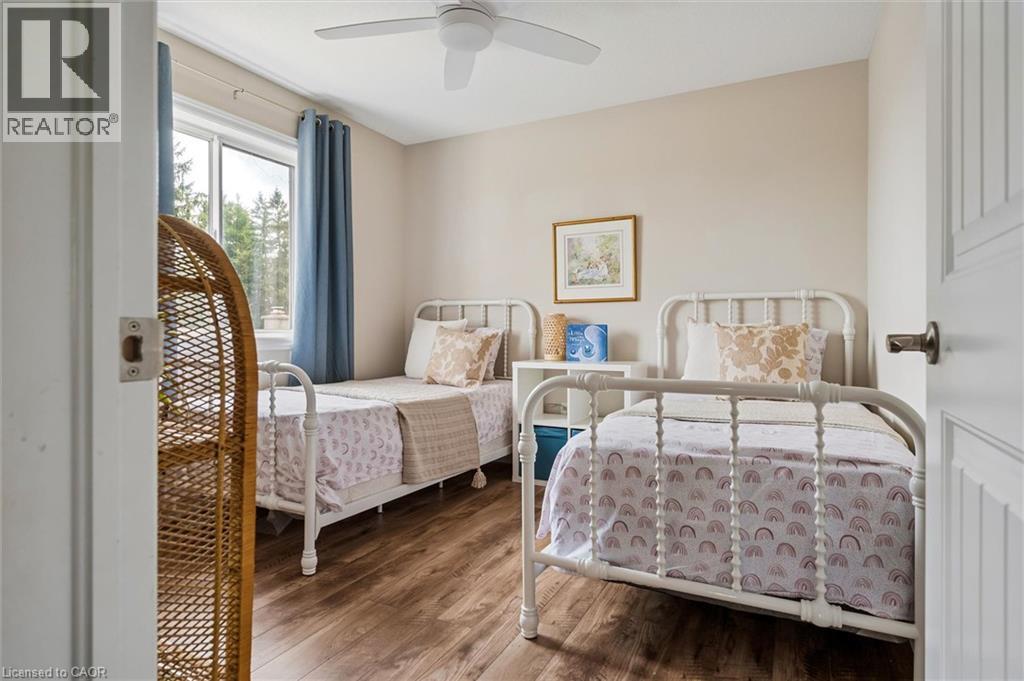 898A Gzowski Street, Fergus, ON - Indoor Photo Showing Bedroom
