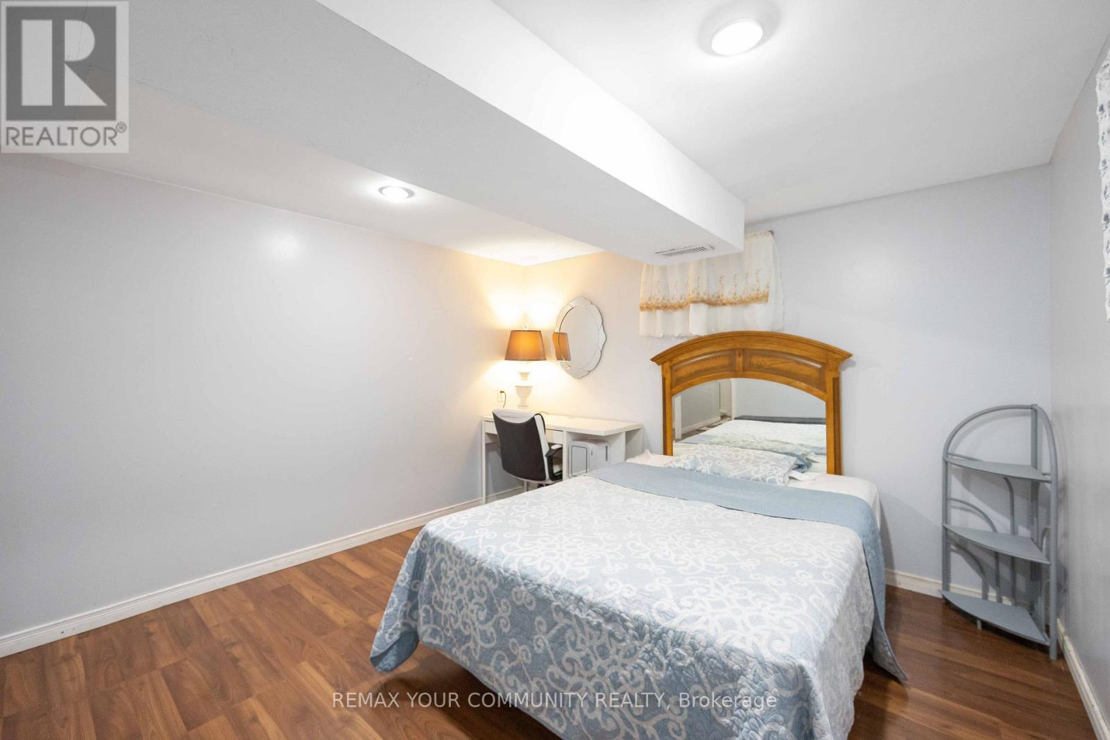 62 Secroft Crescent, Toronto, ON - Indoor Photo Showing Bedroom