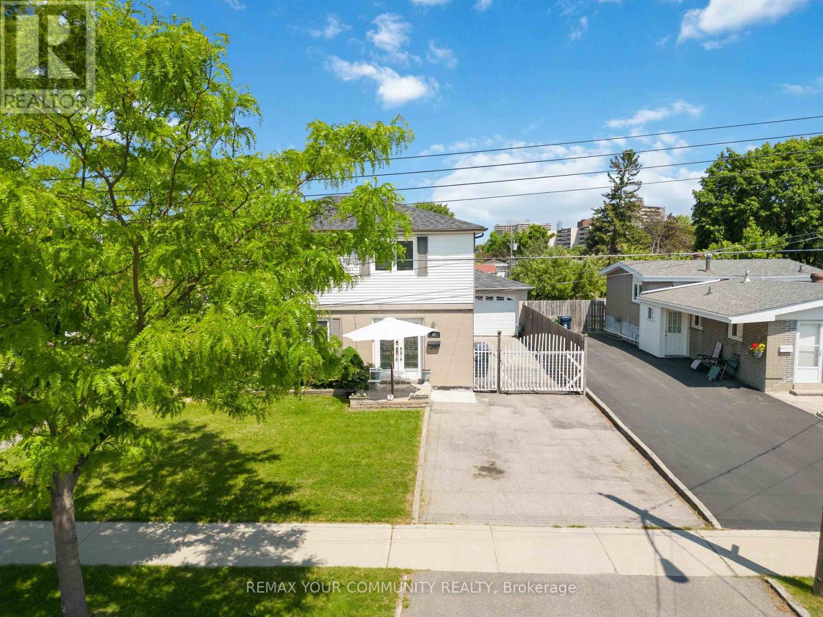 62 Secroft Crescent, Toronto, ON - Outdoor