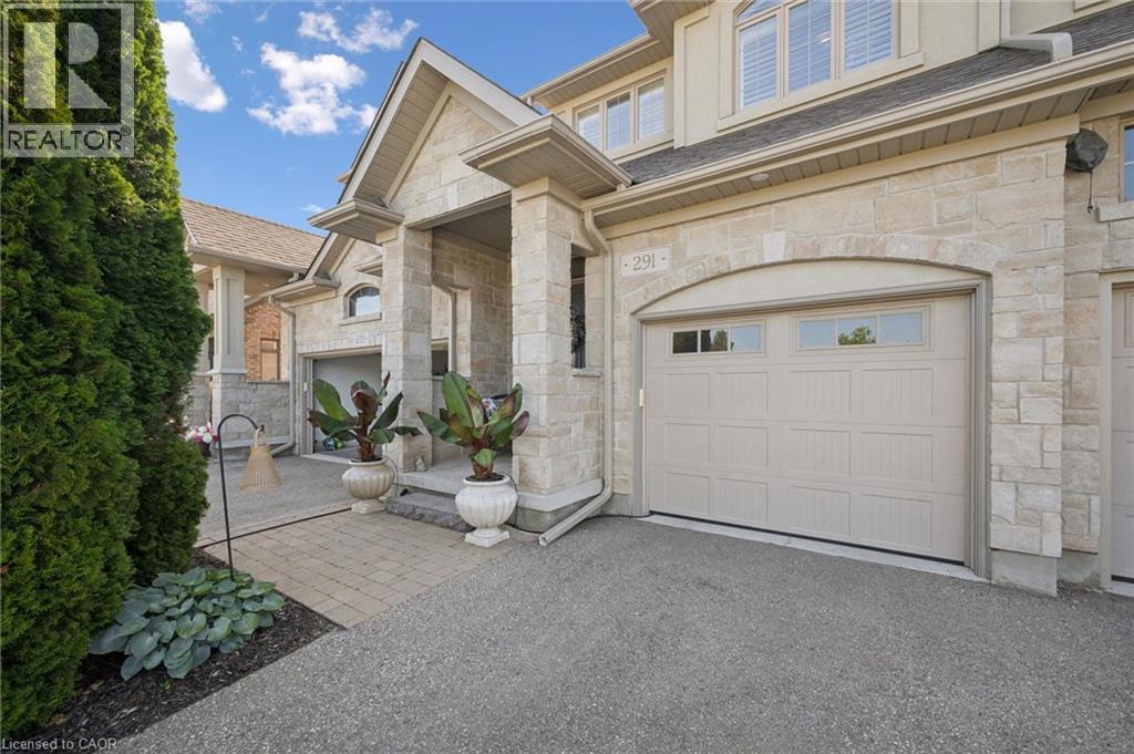291 Grey Silo Road, Waterloo, ON - Outdoor