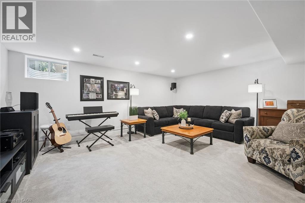 291 Grey Silo Road, Waterloo, ON - Indoor