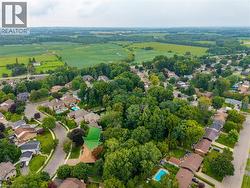 Expansive greenbelt setting with established residential properties - 