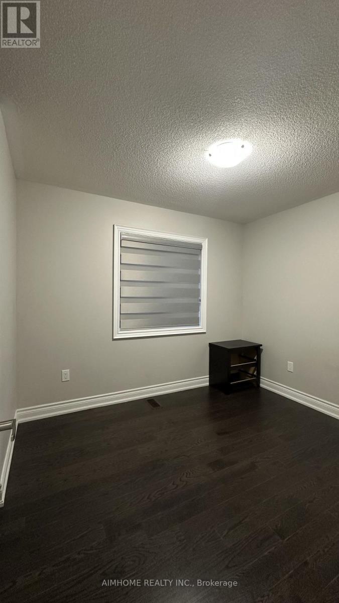 52 Liam Lane, Markham, ON - Indoor Photo Showing Other Room